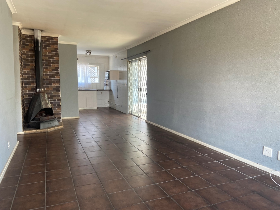 11 Bedroom Property for Sale in Jagtershof Western Cape